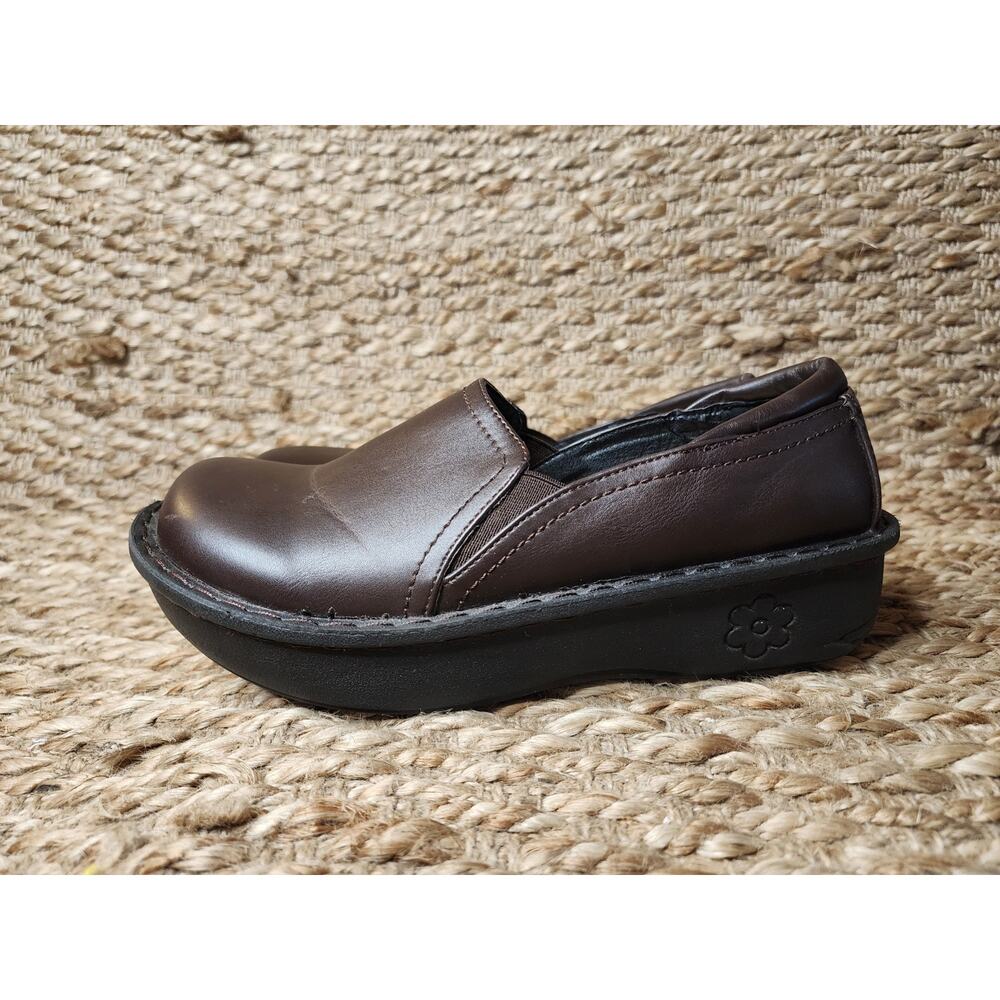 Glolily Jenny Slip On Comfort Shoes Clogs Vegan Brown Women's Size 8.5 M